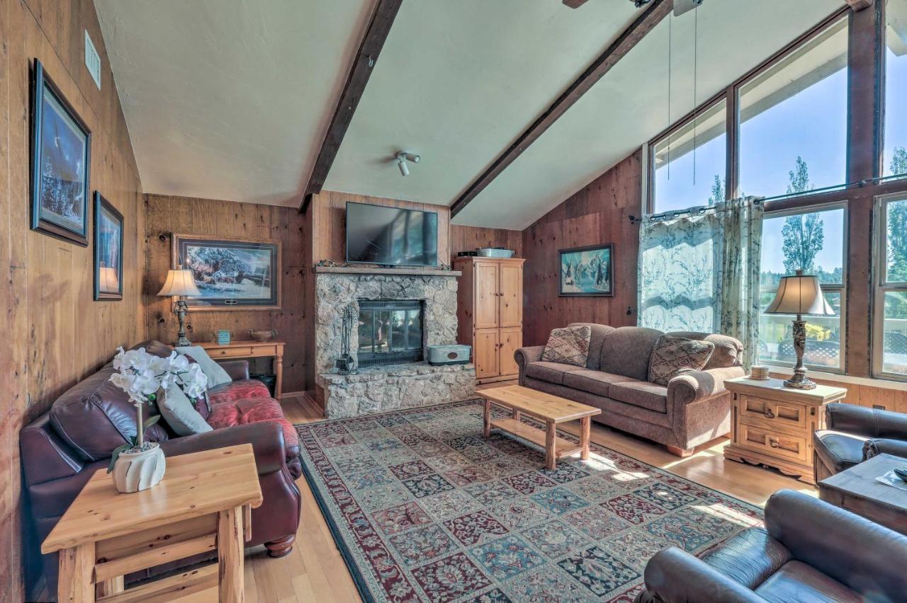 Flagstaff Townhome - Walk To Country Club And Pools! المظهر الخارجي الصورة
